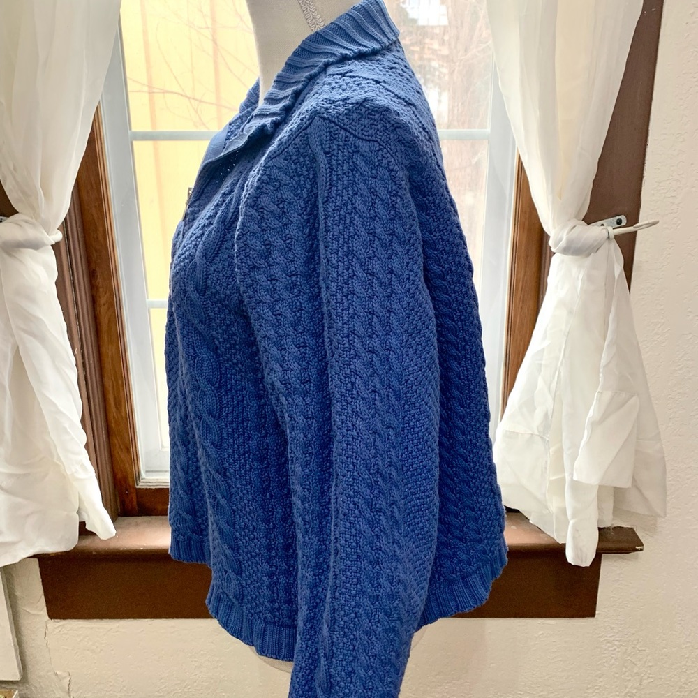Sweater - Picture 2 of 4
